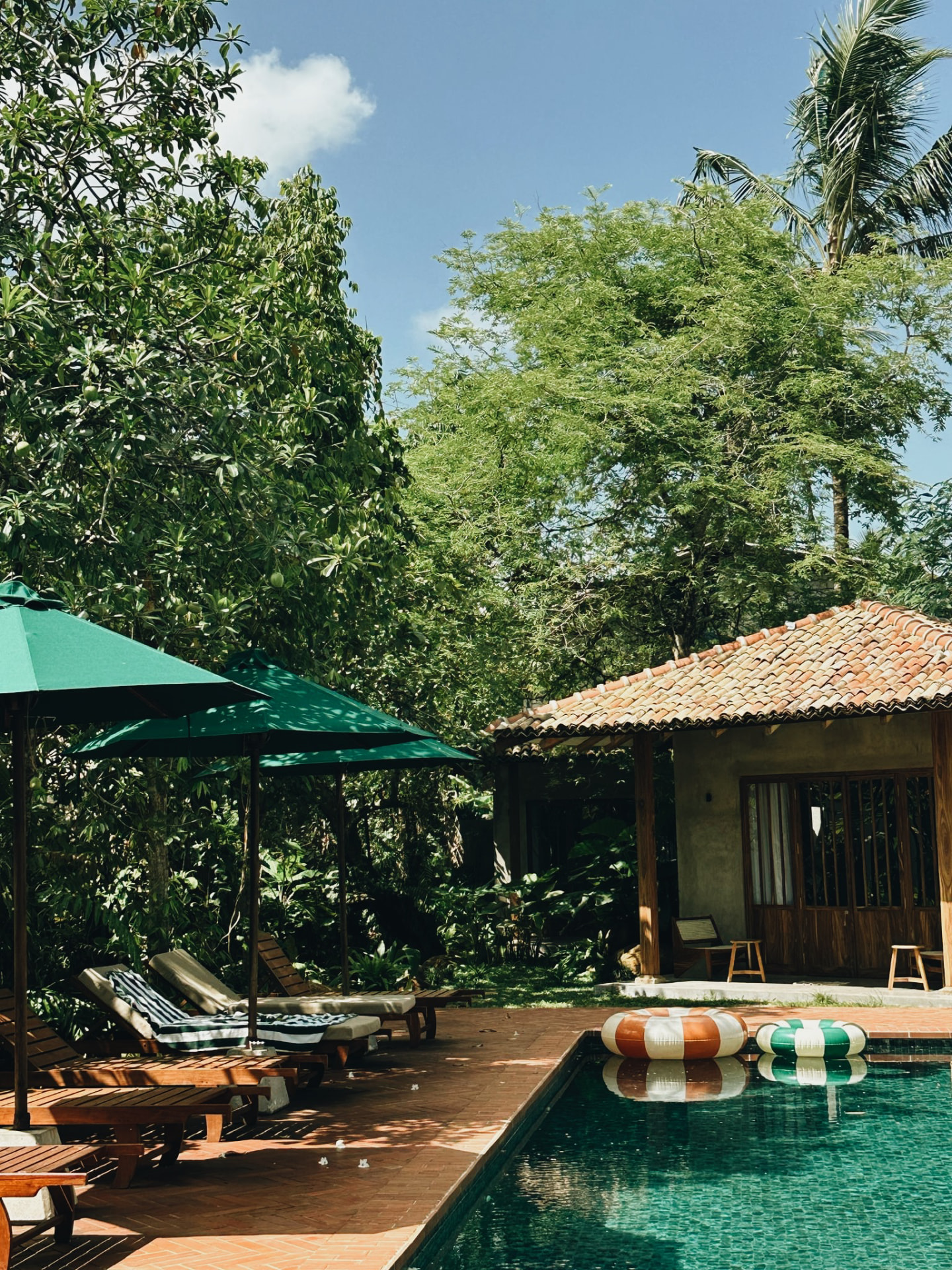 Pool-view Bungalow (small) at Sunshinestories in Ahangama, Sri Lanka