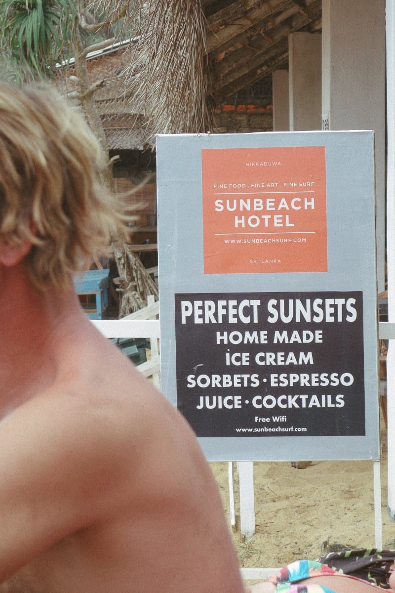 Sunbeach-surf-hotel-hikkaduwa