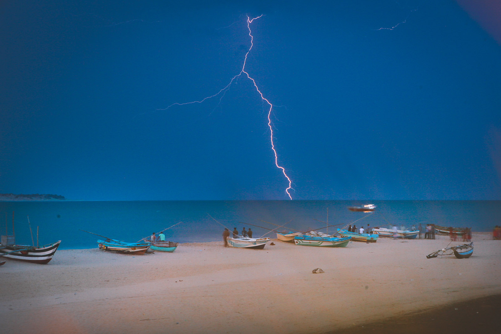 Tropical Thunderstorms