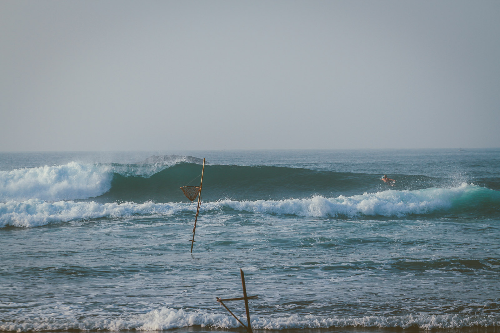 Sri Lanka-Ahangama-Kabalana-The rock-Surf-Barrel-Big swell-Midigama-Surfing-travel-blog-IMG_8716