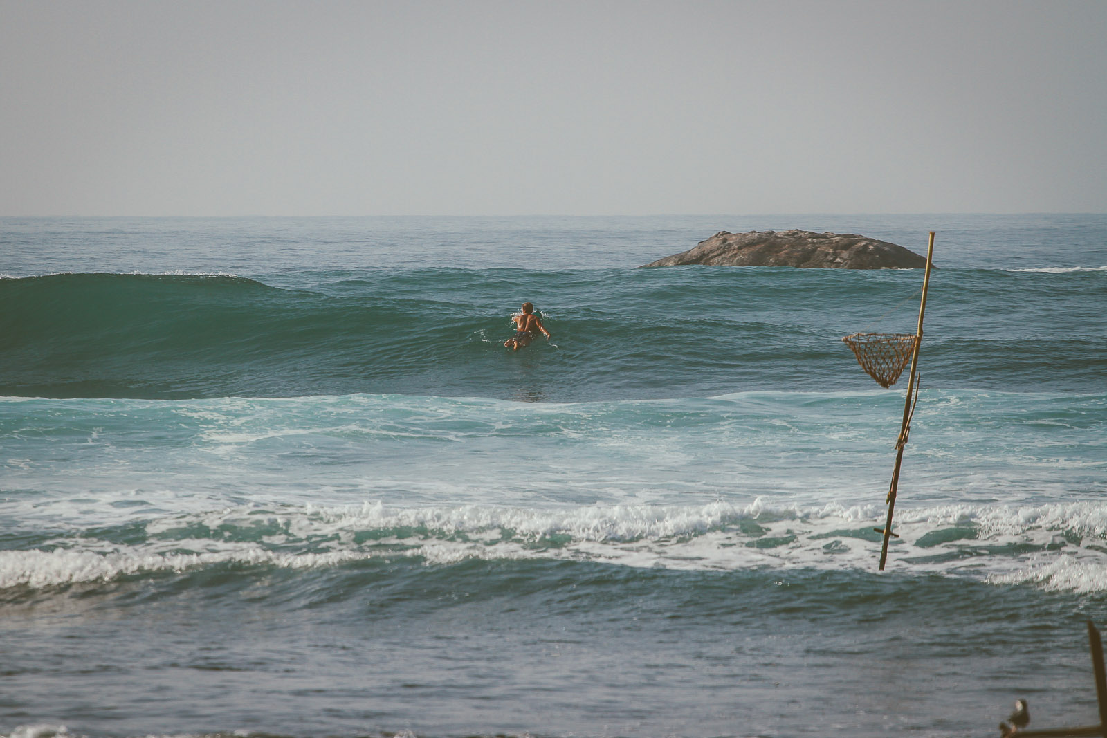 Sri Lanka-Ahangama-Kabalana-The rock-Surf-Barrel-Big swell-Midigama-Surfing-travel-blog-IMG_9150