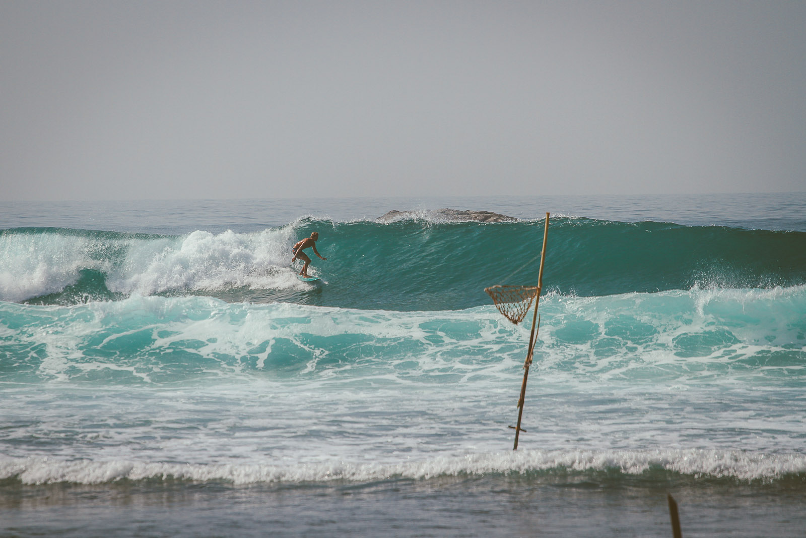 Sri Lanka-Ahangama-Kabalana-The rock-Surf-Barrel-Big swell-Midigama-Surfing-travel-blog-IMG_9298