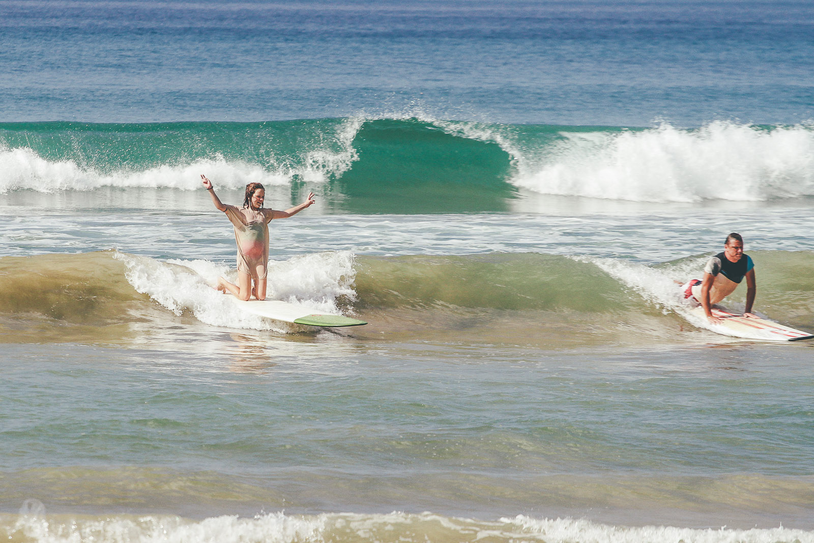 Sunshinestories-Sri-Lanka-Medawatta-Medawata-Meda-Watta-Mada-surf-Lonboard-Surfing-Wave-Surf-School-Camp-Yoga-Studio-IMG_0205